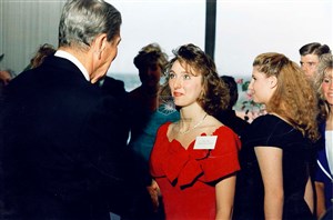 Image description is not available for 1992.242